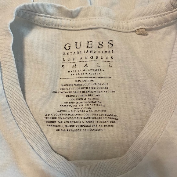 🔴Guess Short Sleeve Tee T-Shirt Graphic - Picture 4 of 4